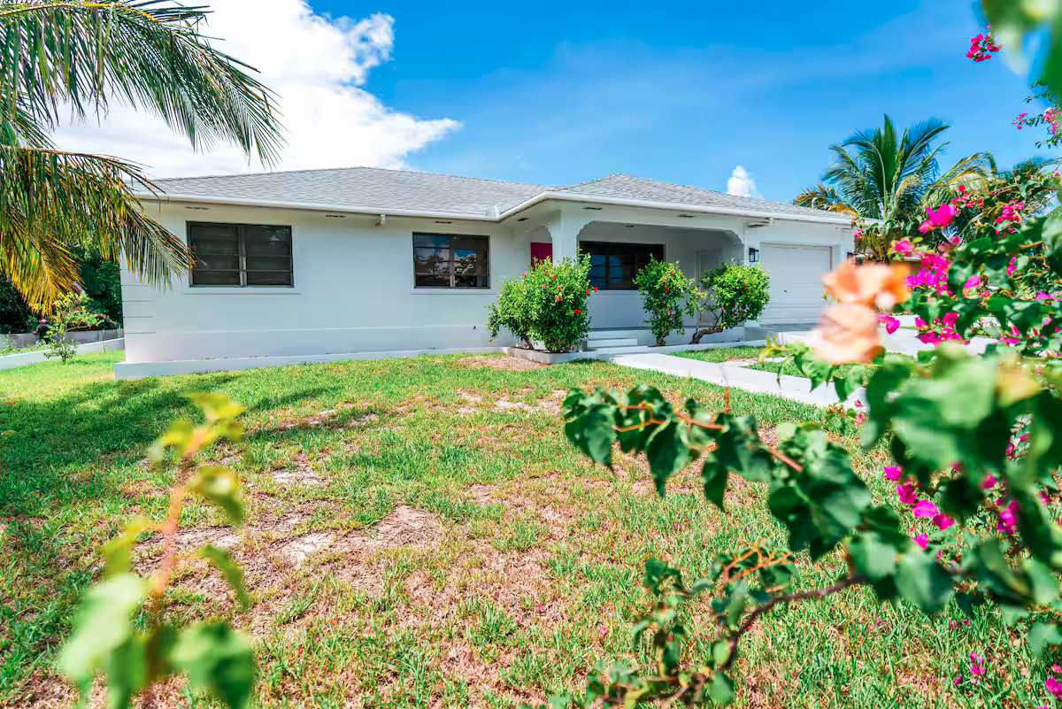 harbourside rentals bahamas